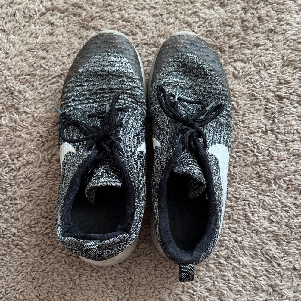 Nike Black and Gray Knit Sneakers
